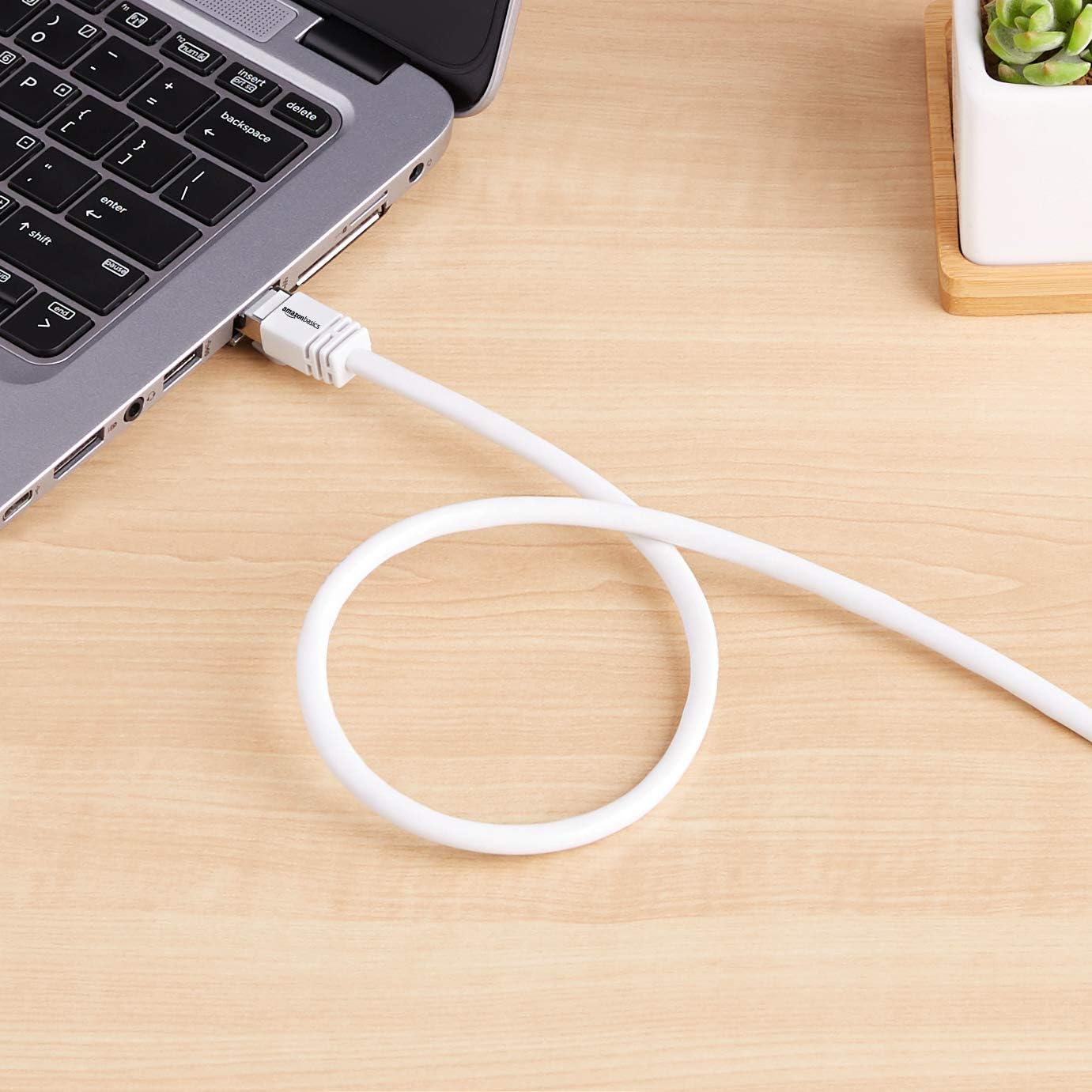 Amazon Basics RJ45 Cat 7 High-Speed Gigabit Ethernet Patch Internet Cable, 10Gbps, 600MHz - White