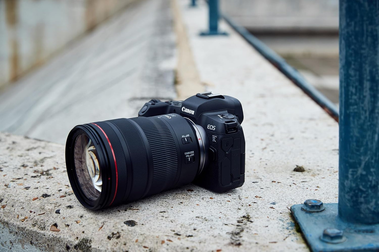 Canon RF 24 105mm F4L IS USM Lens